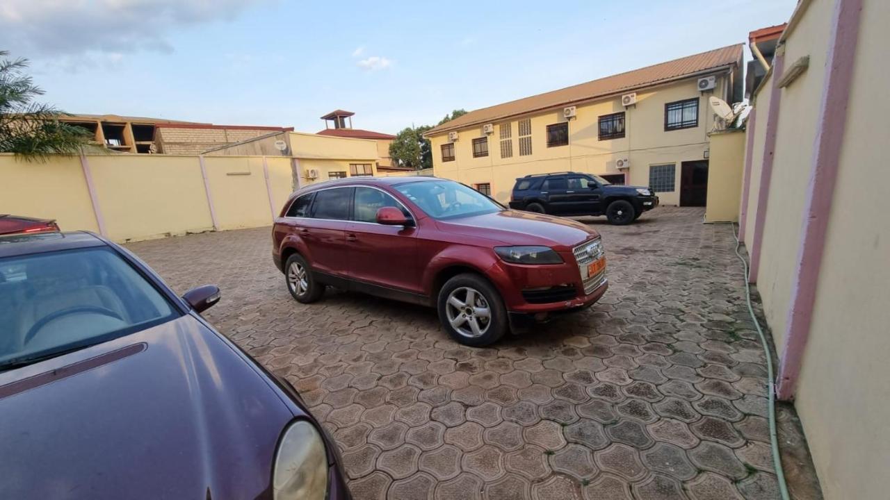 Appart Hotel Mireille Yaoundé Exteriör bild